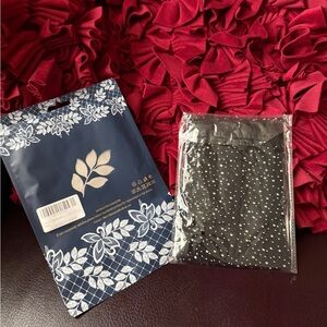 Brand new women sexy thigh high pantyhose in black new with tag